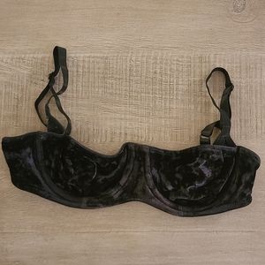Vintage Victoria's Secret Demi Unlined Black Velvet Bra 34B